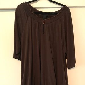 Woman’s blouse 26/28 Lane Bryant. Brown sparkly.